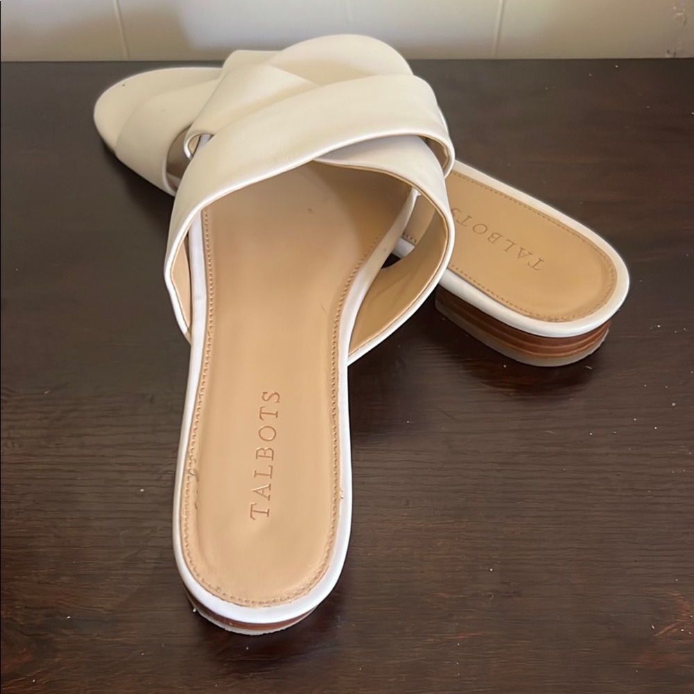 Talbots Cream Slide Sandals with Minimalist Design